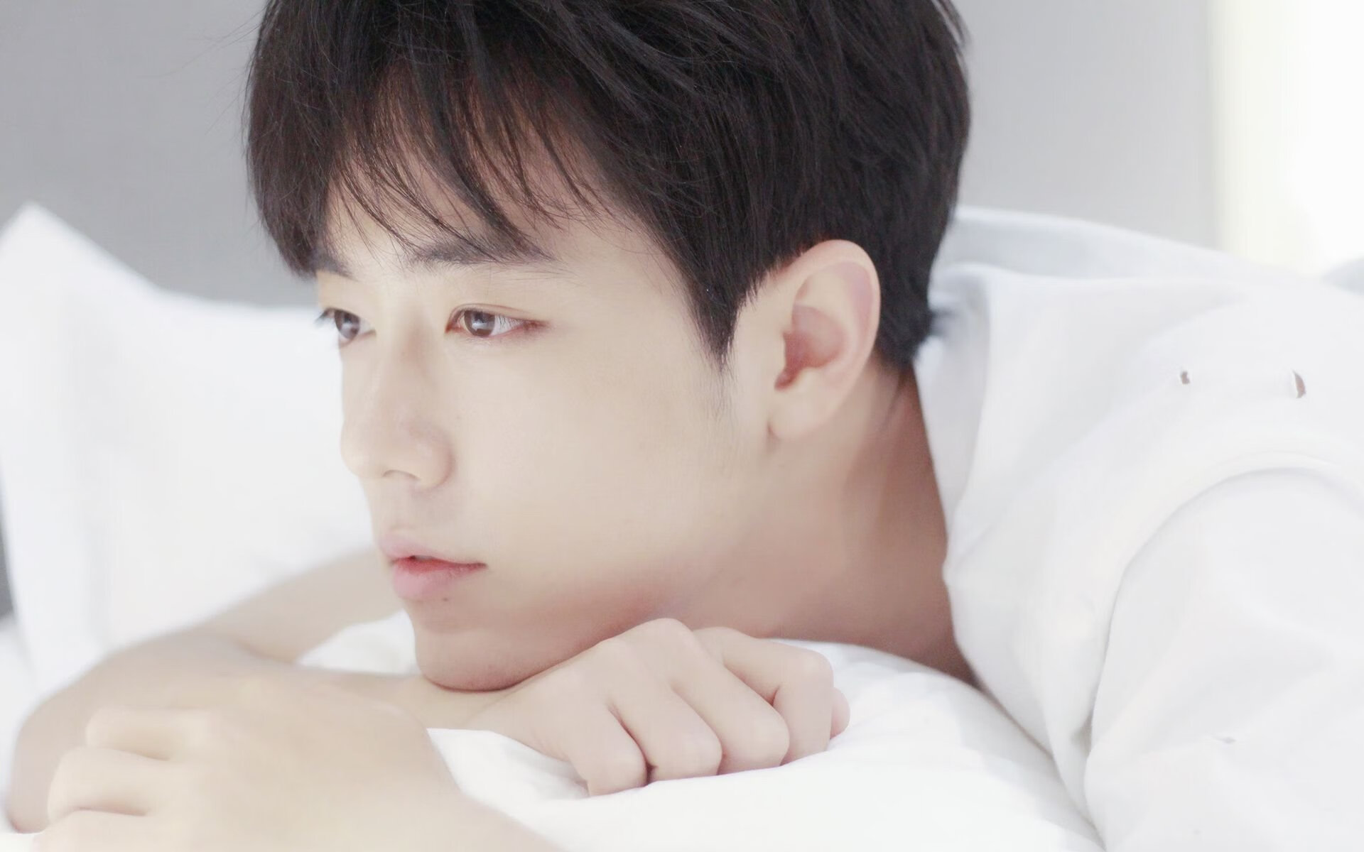 爱游戏-皇马高价签约年轻新星，开启“新皇马时代”，皇马新引进的球员