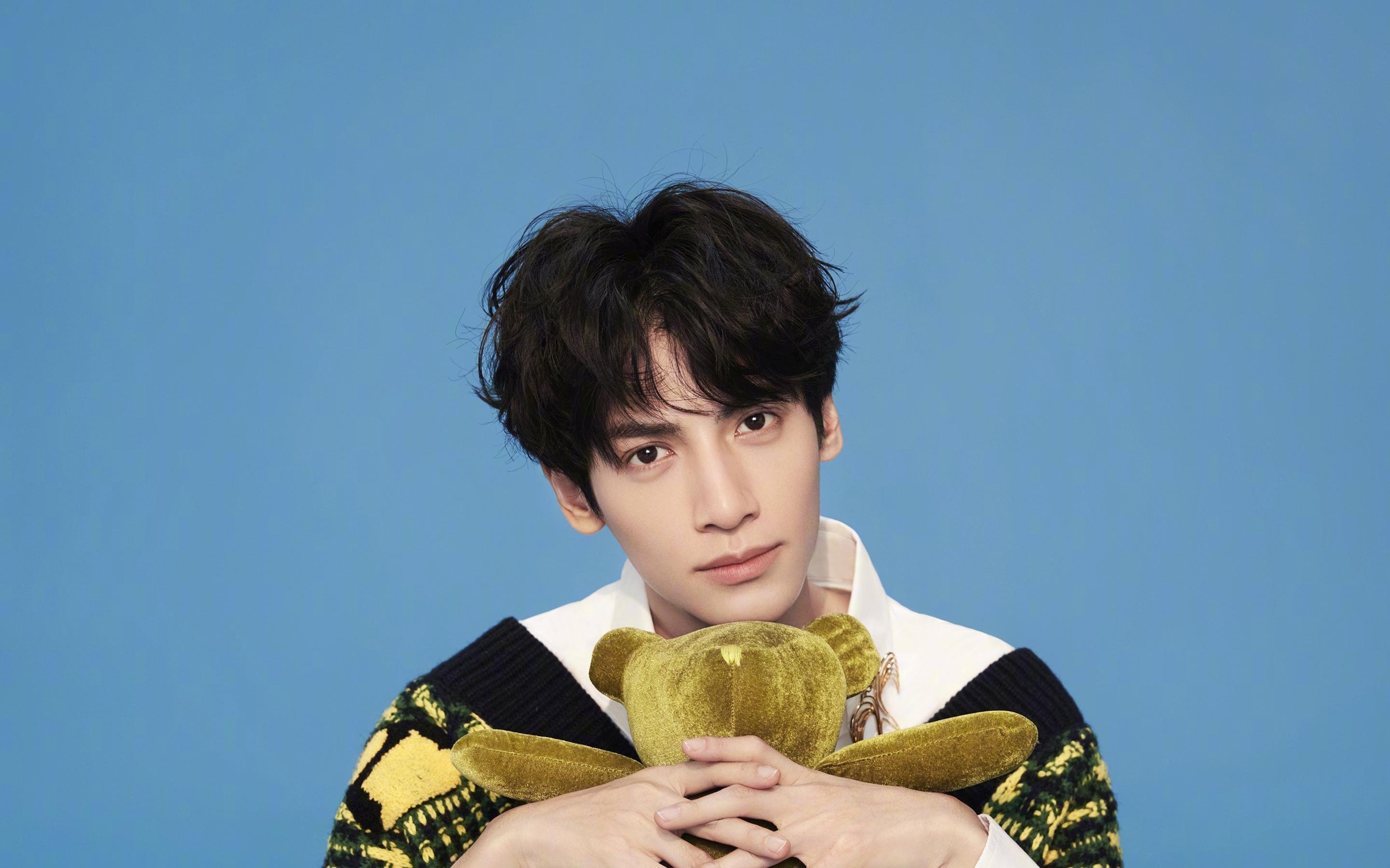 巴黎勇夺里昂，跃至积分榜榜首之上，巴黎vs里昂全场回放