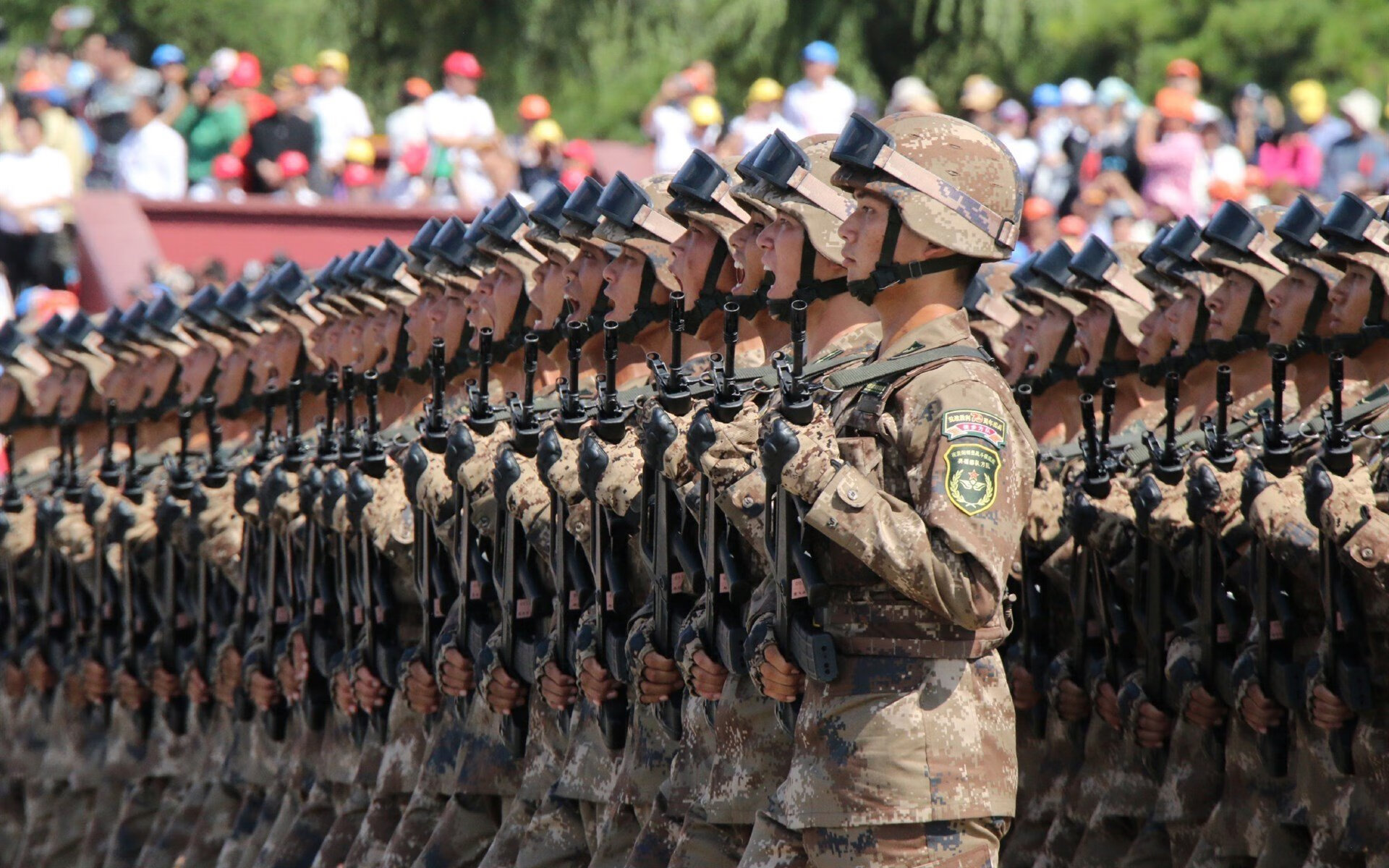 爱游戏中国-国际热身赛中国女足迎战 球迷情绪再次高涨，国足热身赛2021
